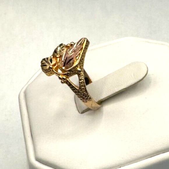 Estate 10K Gold Black Hills Leaves Grapes Ring Size 7.5 / 3.9g RI-160 - Picture 2 of 5